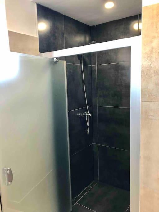 Spacious Apartment Near Hockey And Football Arena 布拉迪斯拉发 外观 照片