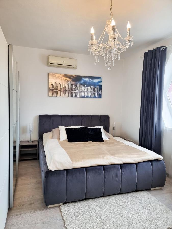 Spacious Apartment Near Hockey And Football Arena 布拉迪斯拉发 外观 照片